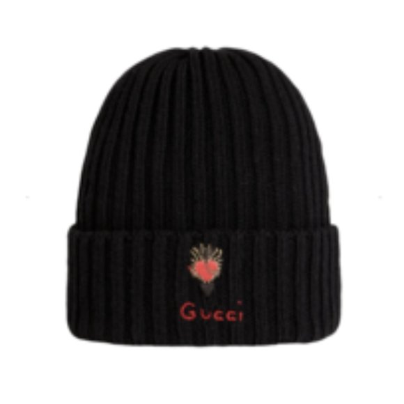 Gucci Knit Beanie Hat with Pierced Heart in Black New With Tags - Picture 1 of 7